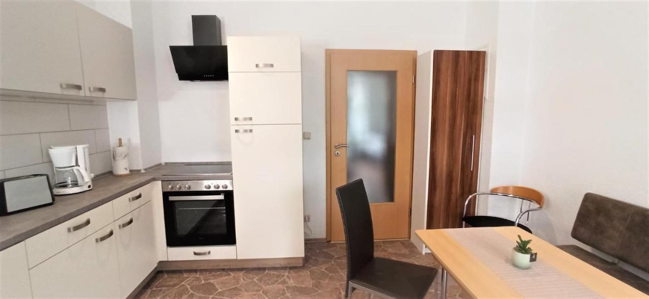 Apartment Fuer Bis Zu 7 Personen Mit Balkon Гальберштадт Екстер'єр фото